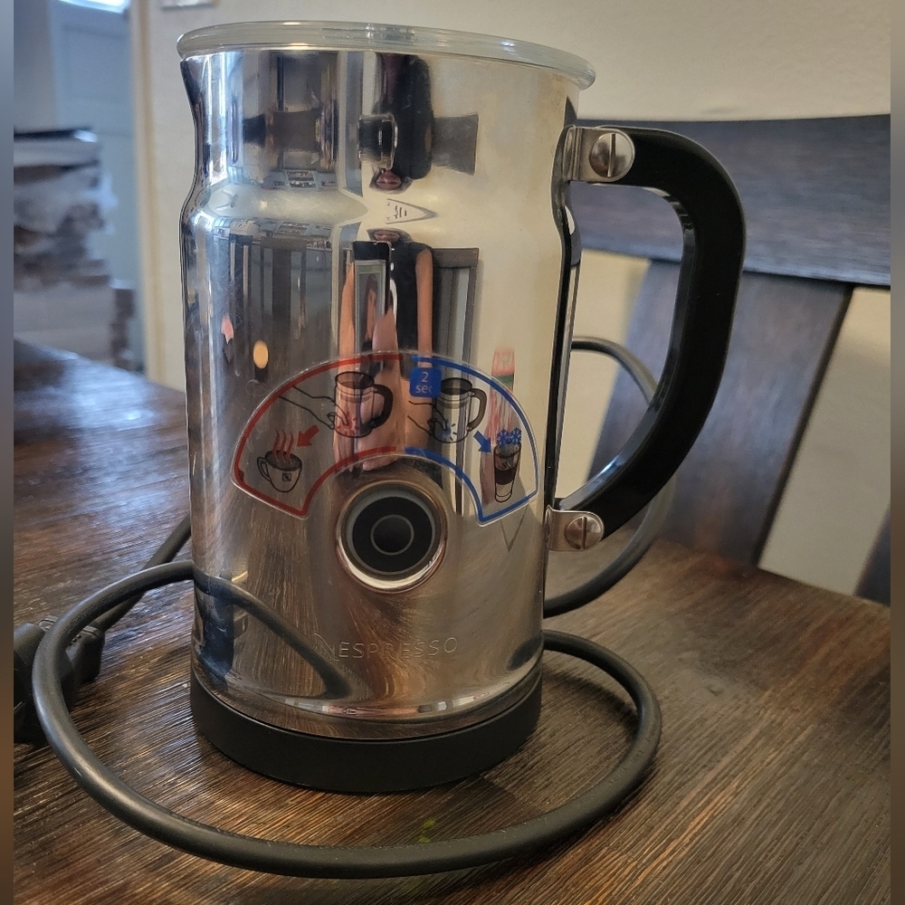 Nespresso Areccino Plus Frother